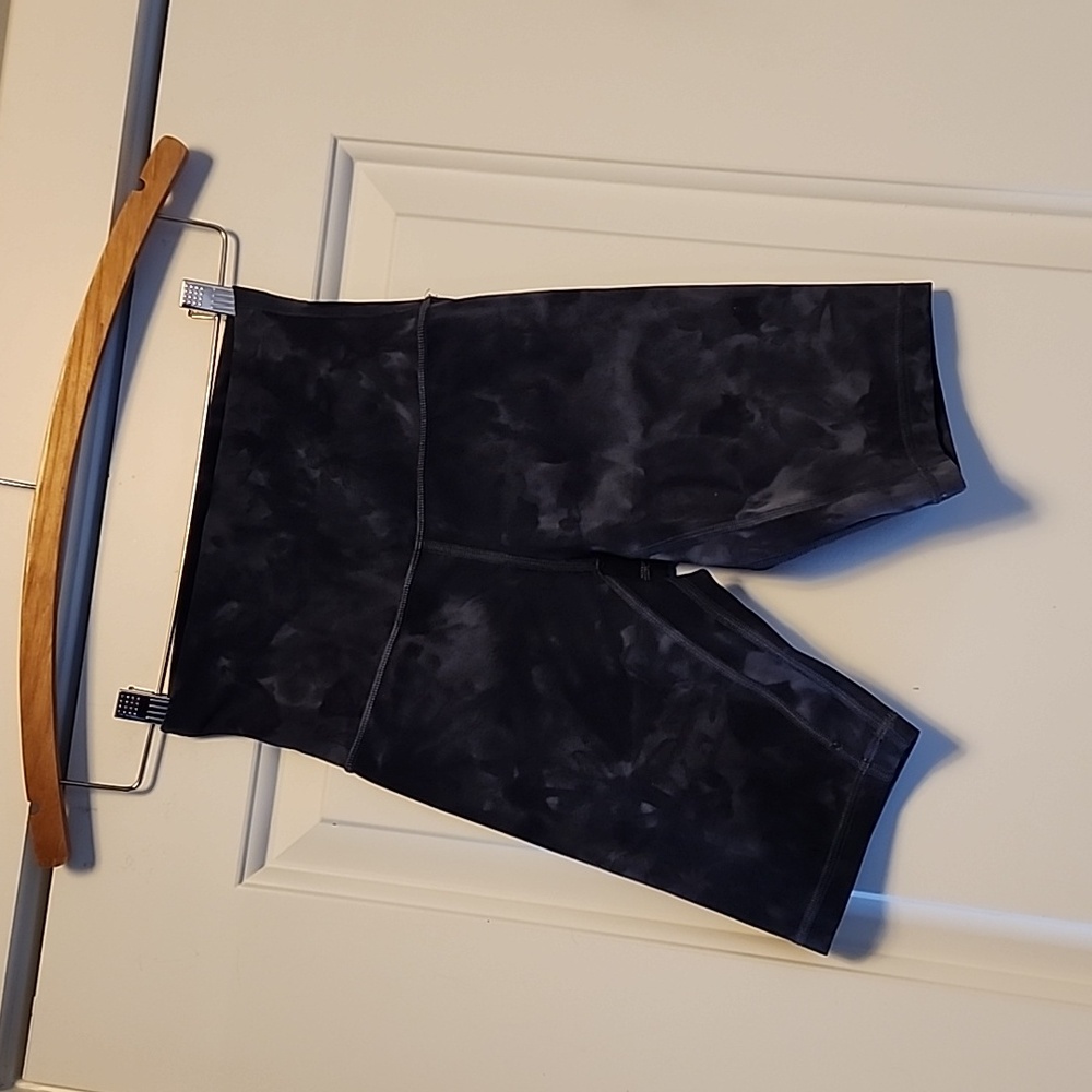 Lululemon biker shorts!